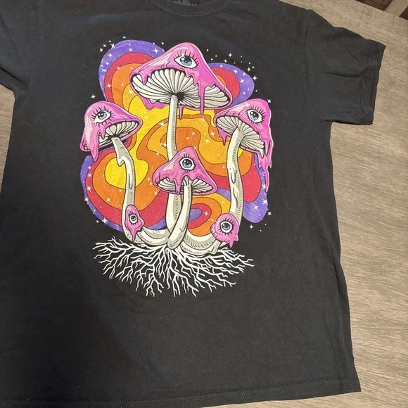 Threadless Psychedelic‎ Magic Mushrooms Black Hippie Festival Graphic T Shirt M - Picture 7 of 7